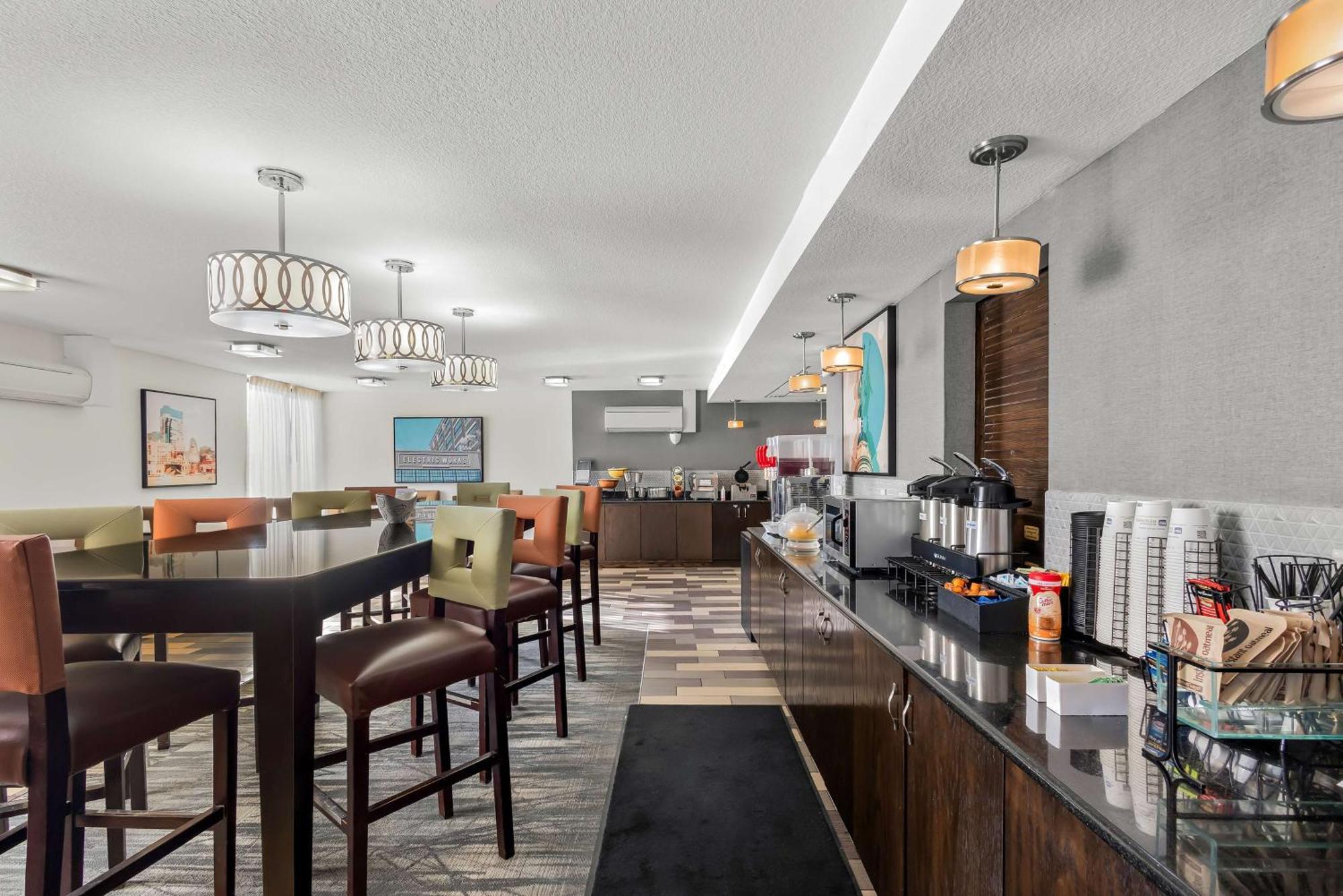 Best Western Luxbury Inn Φορτ Γουέιν Εξωτερικό φωτογραφία