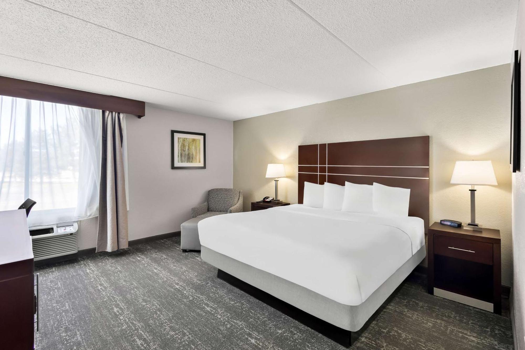 Best Western Luxbury Inn Φορτ Γουέιν Εξωτερικό φωτογραφία