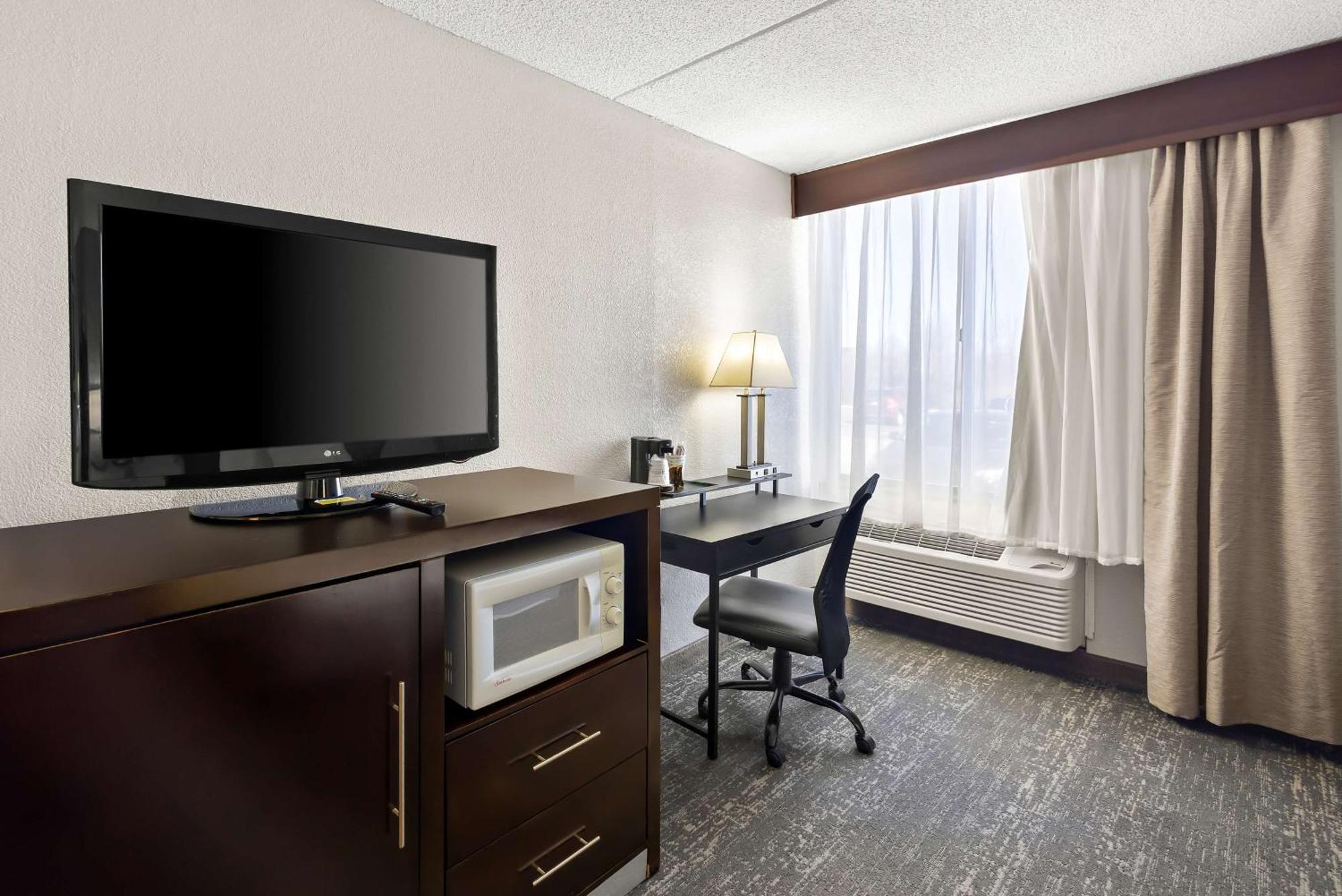 Best Western Luxbury Inn Φορτ Γουέιν Εξωτερικό φωτογραφία