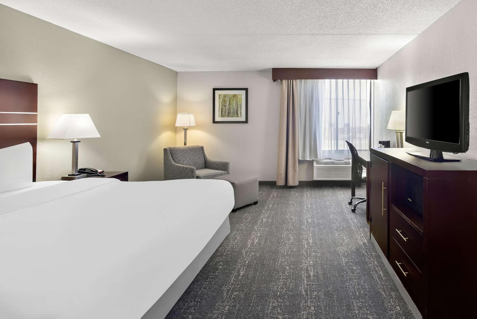 Best Western Luxbury Inn Φορτ Γουέιν Εξωτερικό φωτογραφία